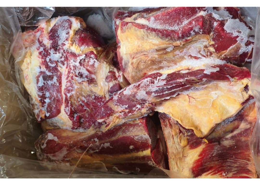 Rindfleisch mit Knochen – 20 kg Karton