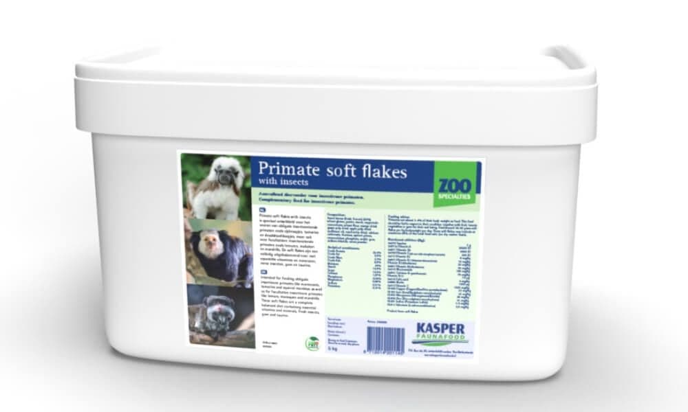 Primate Soft Flakes with Insects