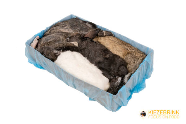 Konijn Mix S+ (1,3-2,3 kg) - 4-7 st./doos Konijn Mix S+ (1,3-2,3 kg) - 4-7 st./doos